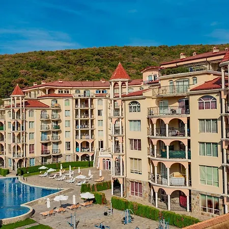 Menada Negresco 아파트호텔
